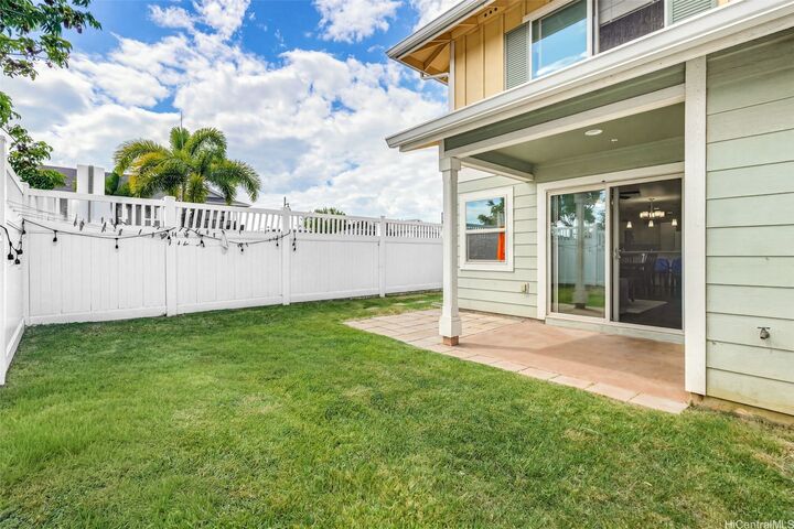 Property Photo: 801 Kakala Street 706 HI 96707