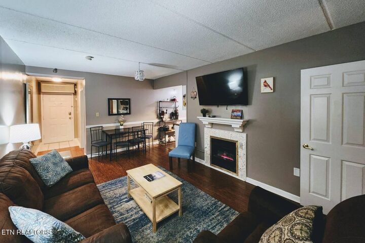 Property Photo: 413 Baskins Creek Rd Unit 301 TN 37738