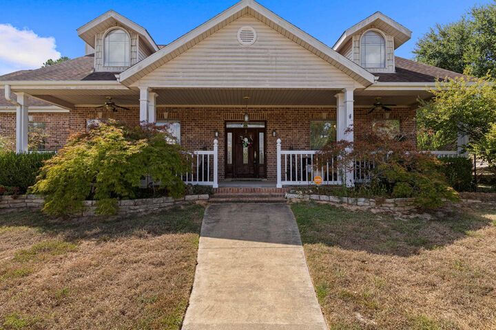 Property Photo: 104 Forget-Me-Not Lane TX 75605