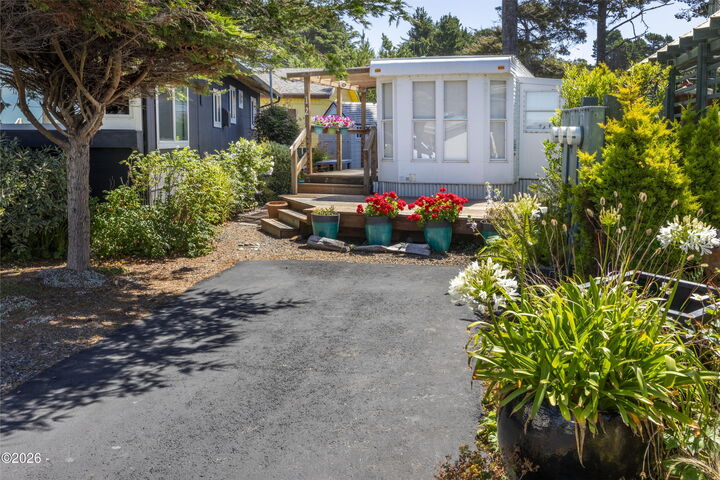 Property Photo:  4875 N Hwy 101 12  OR 97341 