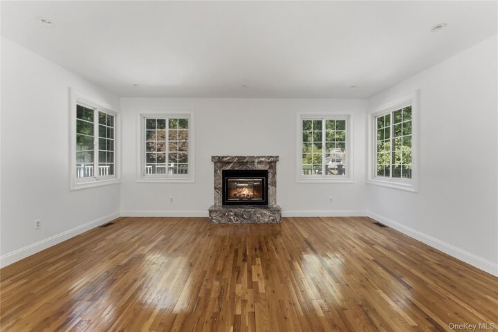 Property Photo:  37 Pheasant Run Road  NY 10570 