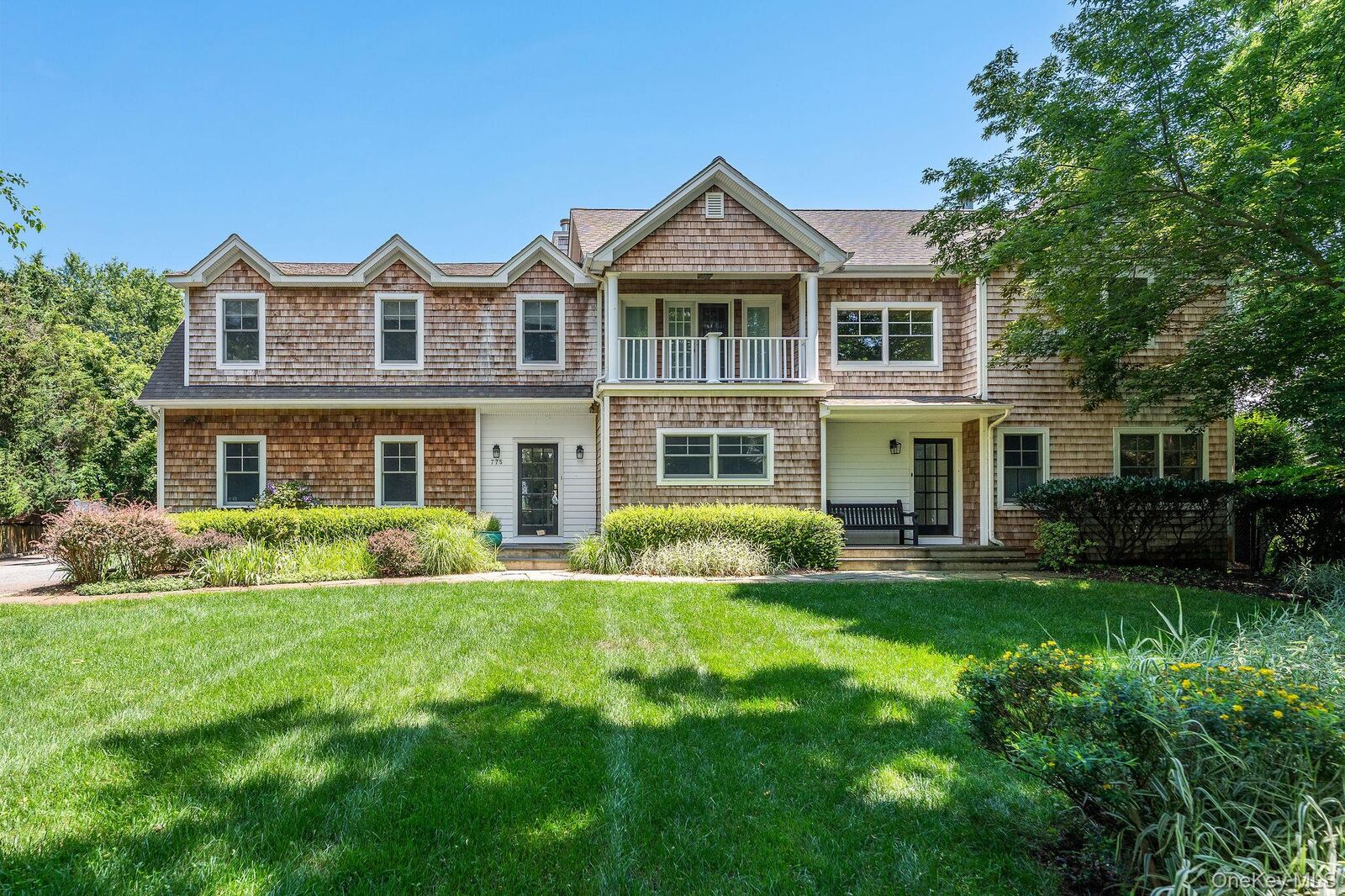 Property Photo:  775 Mulford Court  NY 11957 