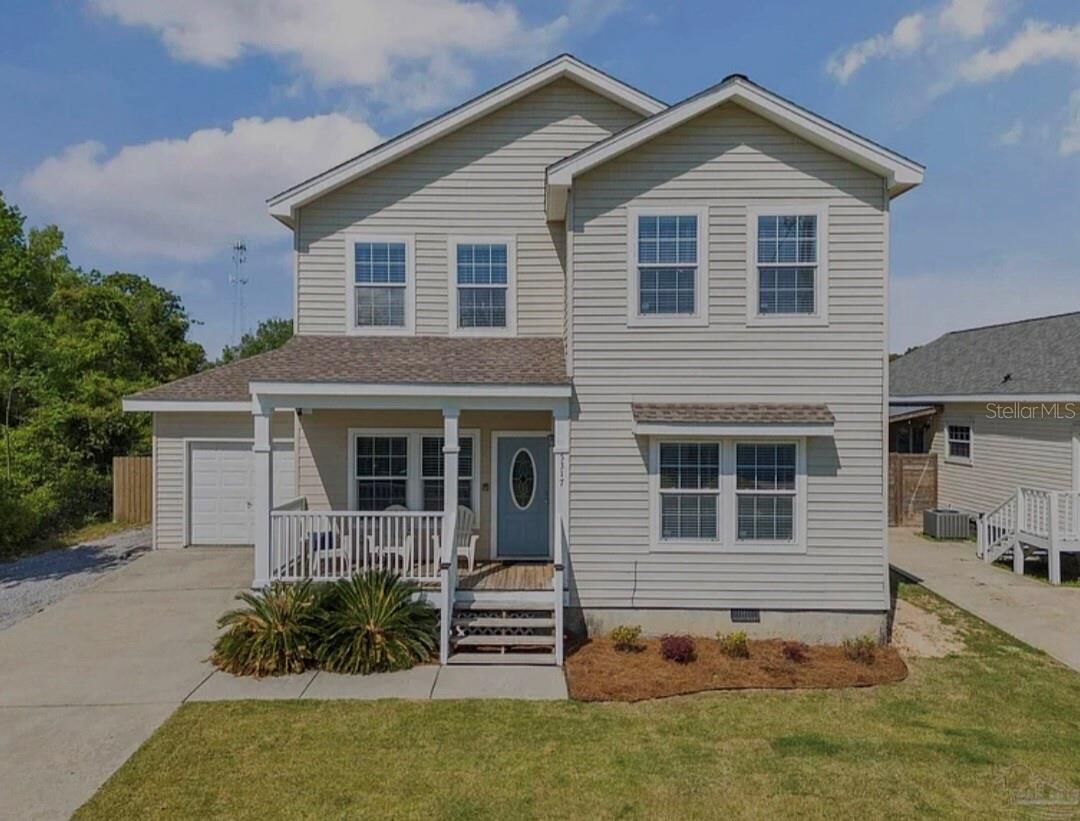 Property Photo:  5317 Cambria Drive  FL 32507 