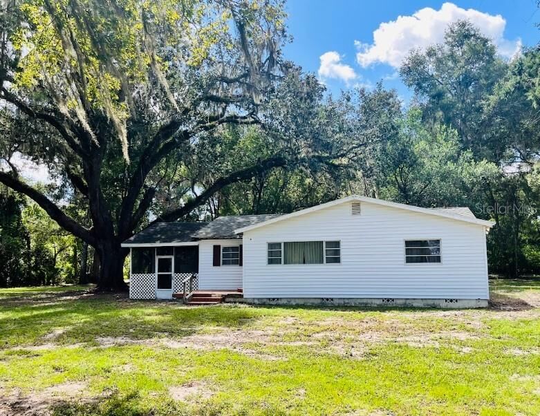Property Photo:  3324 Taylor Avenue  FL 33521 