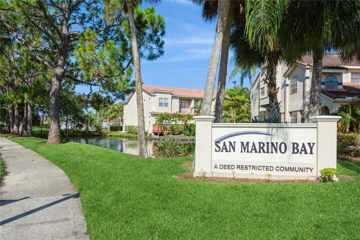 Property Photo:  10432 La Mirage Court  FL 33615 