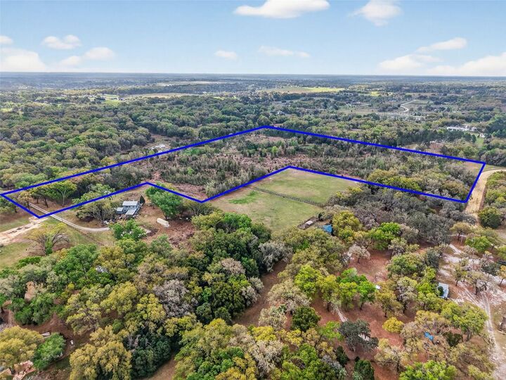 Property Photo:  Island Pond Lane  FL 32736 