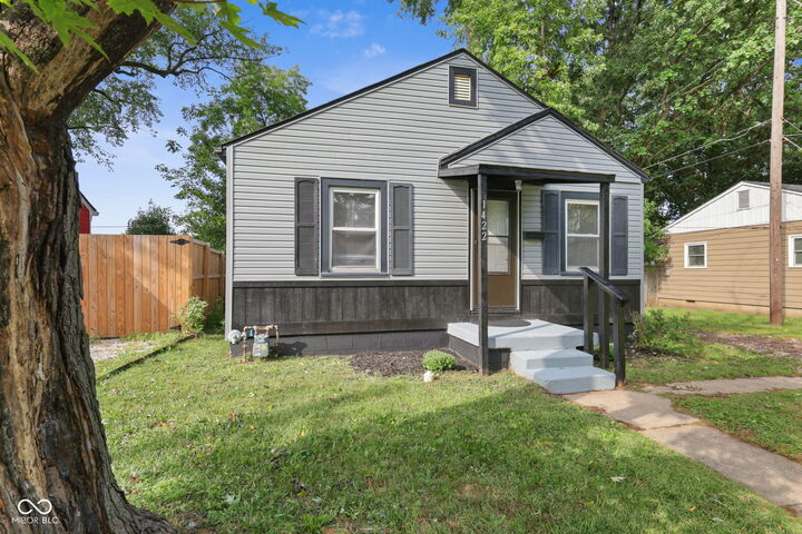 Property Photo:  1422 E 49th Street  IN 46205 