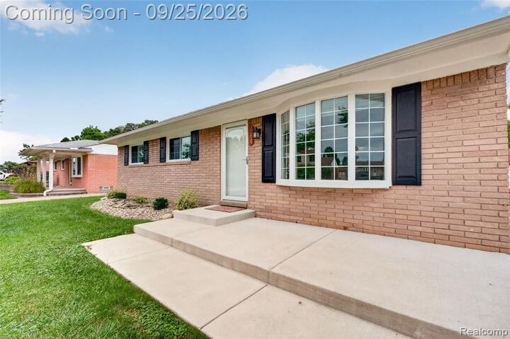 Property Photo: 27635 Weddel Avenue MI 48183 5915