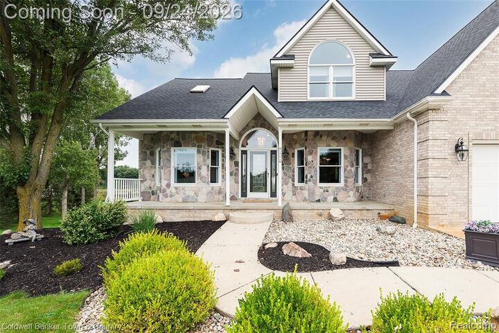 Property Photo:  1862 Odyssey Drive  MI 48114 8928 