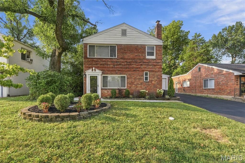 Property Photo:  8622 White Avenue  MO 63144 