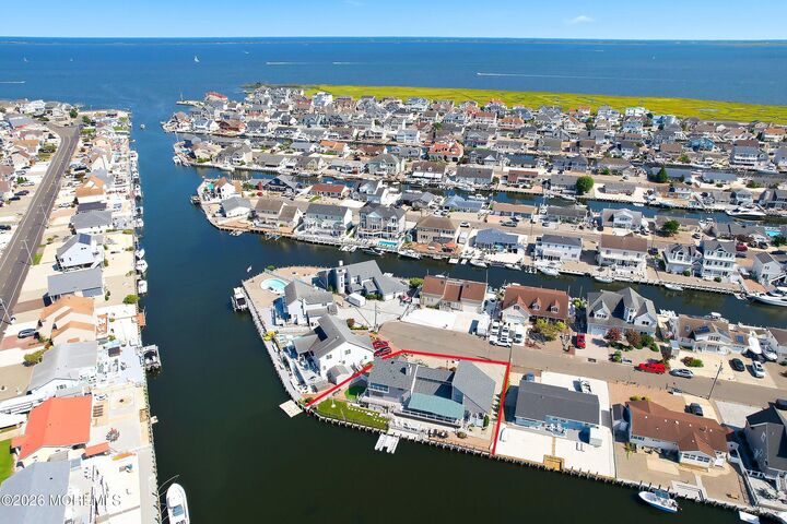 Property Photo: 819 Forepeak Drive NJ 08731