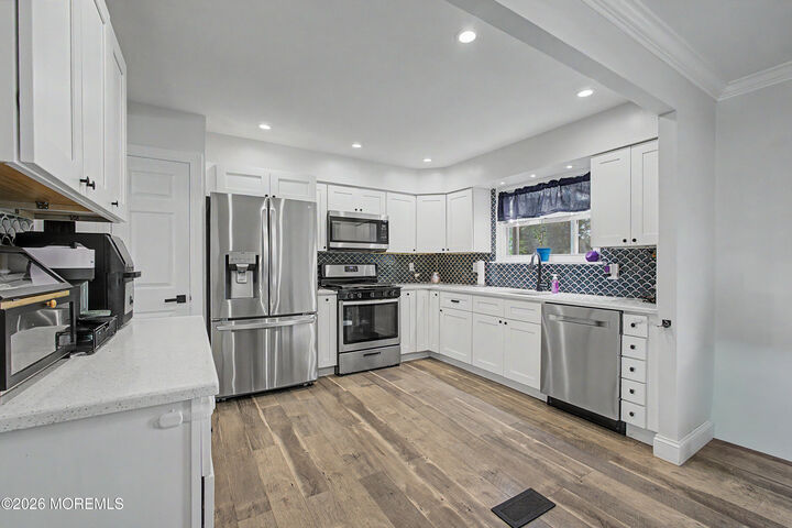 Property Photo:  18 Sandal Lane  NJ 08046 
