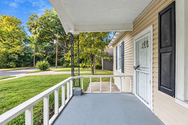 Property Photo:  554 Bon Air Ave  TN 38112 