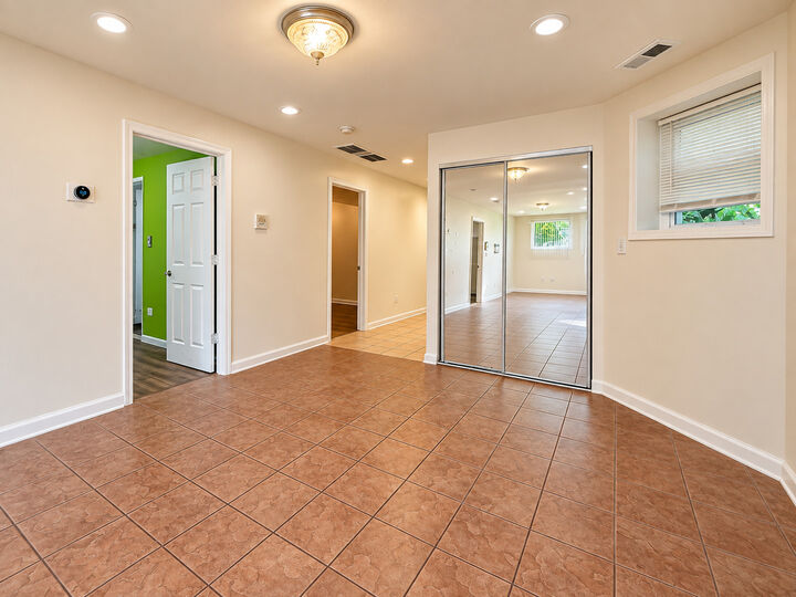 Property Photo: 1229 N Austin Boulevard 1 IL 60651