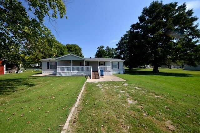 Property Photo:  204 S Main Street  IL 62810 
