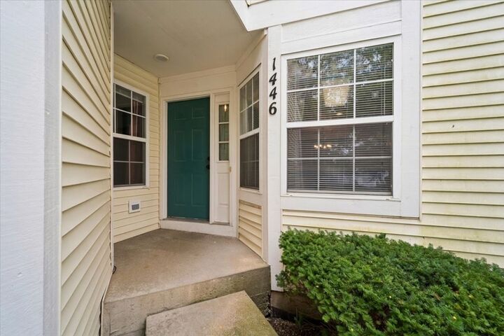 Property Photo:  1446 Meadowsedge Lane  IL 60110 