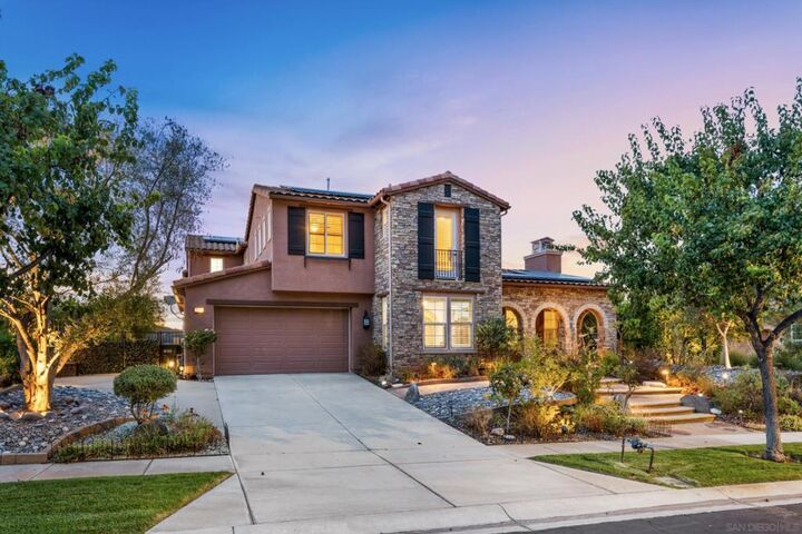 Property Photo:  2713 Vistamonte  CA 92027 