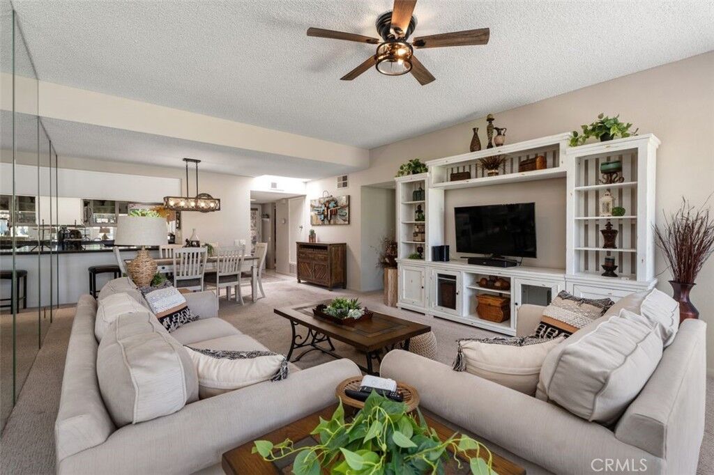 Property Photo:  92 La Cerra  CA 92270 