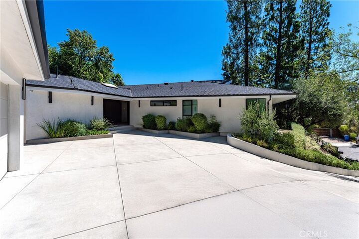 Property Photo:  16105 Clear Oak Drive  CA 91436 