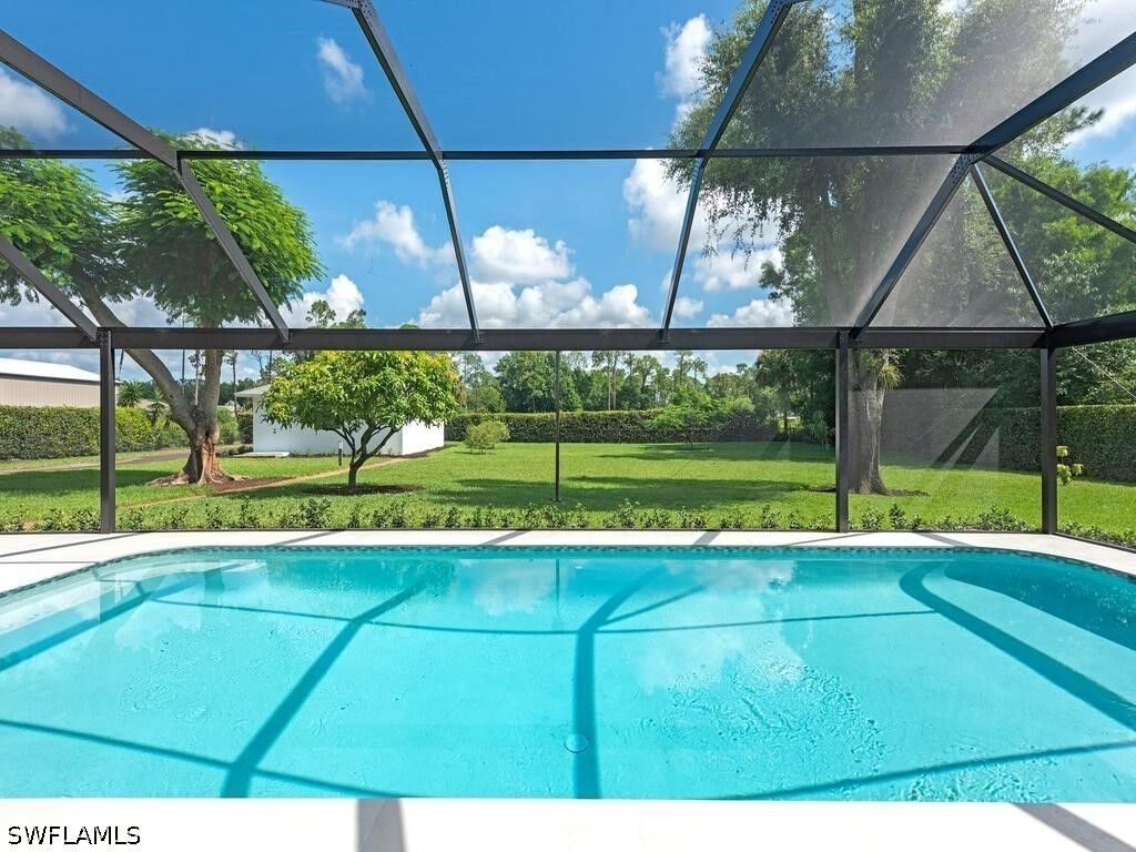 Property Photo:  5520 Cynthia Lane  FL 34112 
