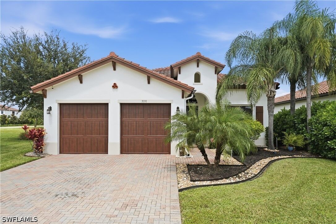 Property Photo:  5191 Genoa Street  FL 34142 