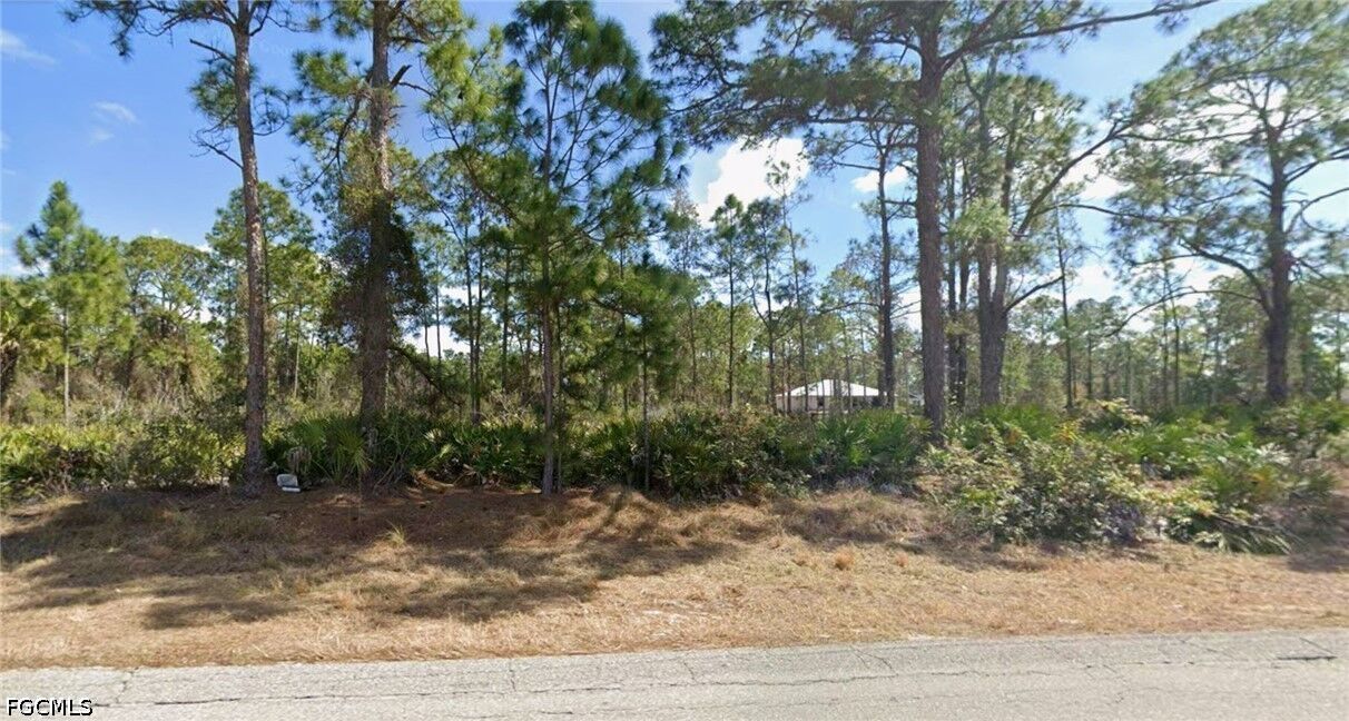 Property Photo:  1014 Williams Avenue  FL 33972 