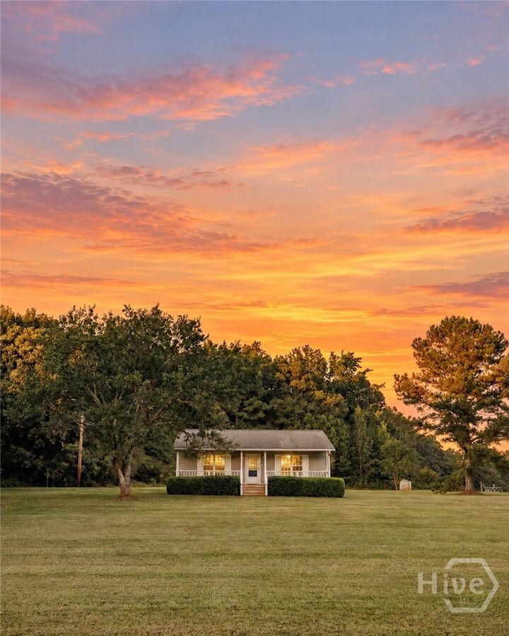 Property Photo: 984 Arnoldsville Road GA 30683