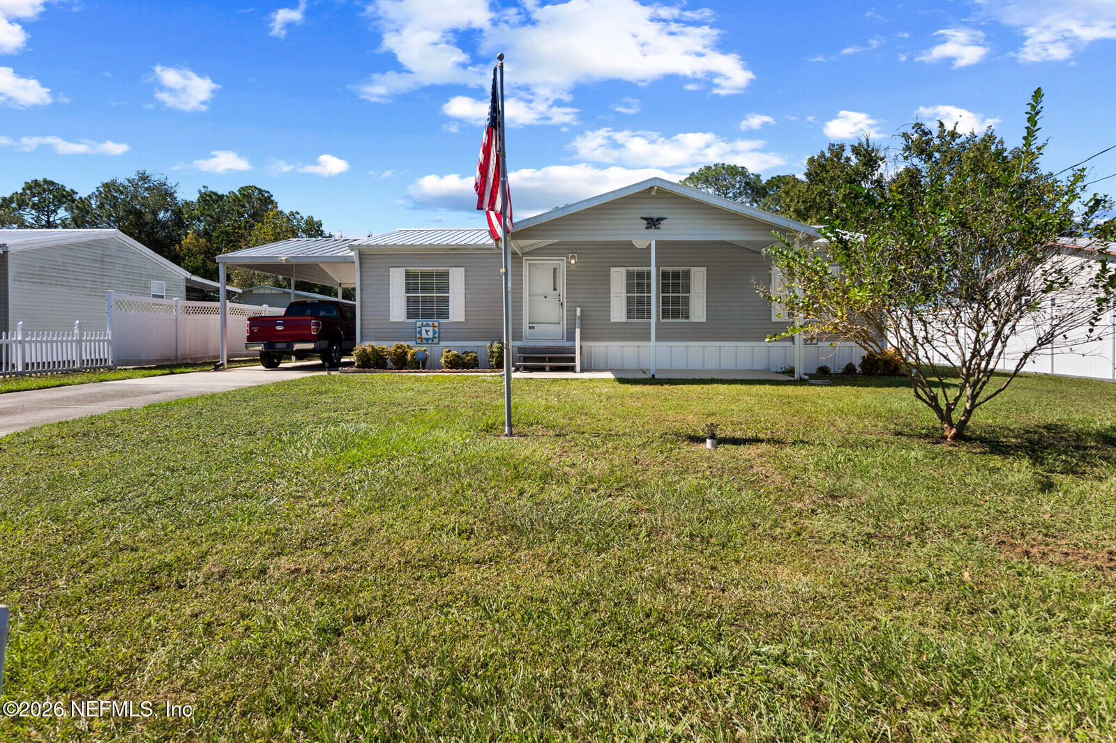 Property Photo:  109 Waterway Avenue  FL 32189 