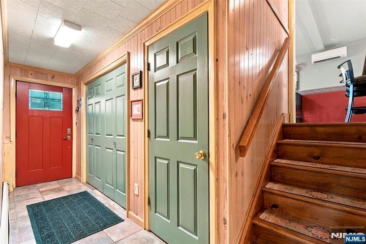 Property Photo:  9 Melrose Avenue  NJ 07421 