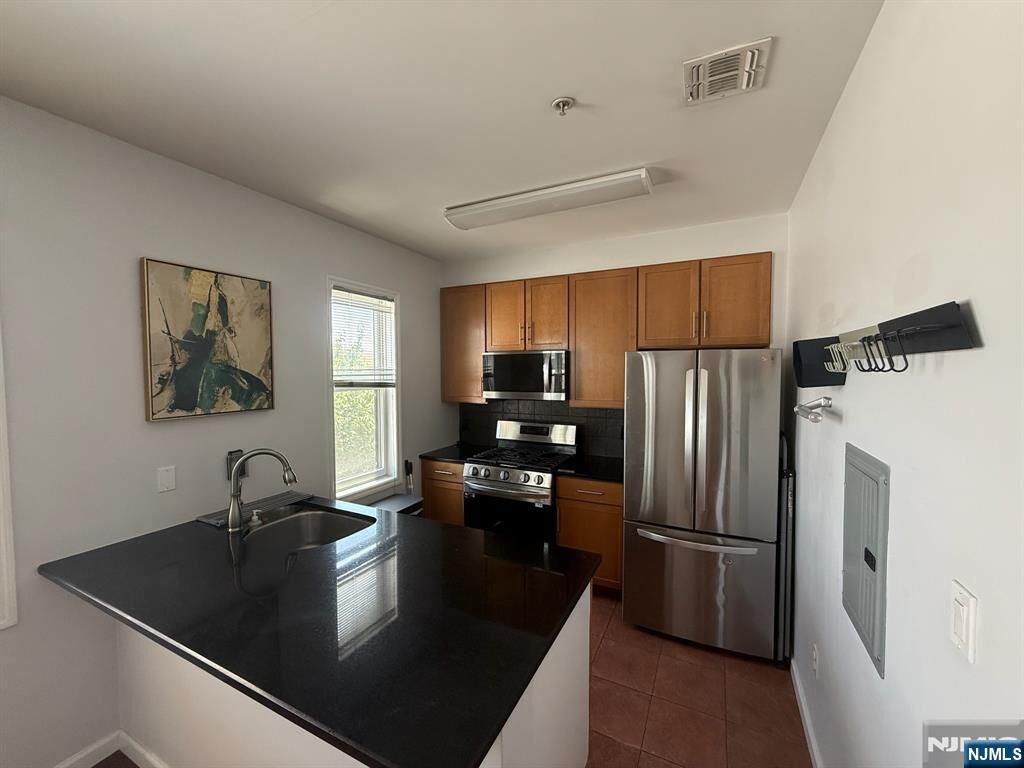 Property Photo: 515 30th Street 202 NJ 07087
