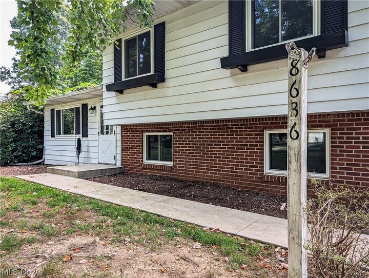 Property Photo:  8636 Camelot Avenue NW  OH 44614 