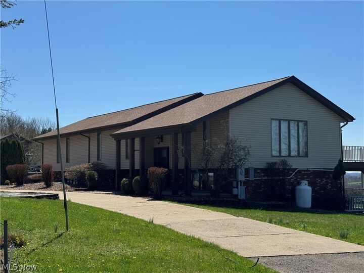 Property Photo: 52250 Sidon Road OH 43935