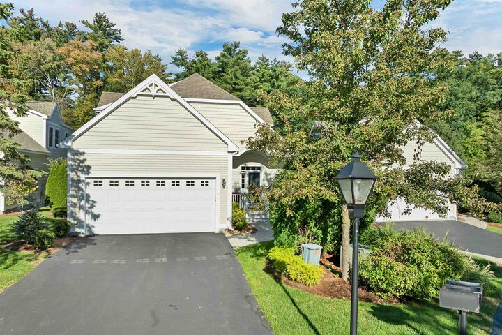 Property Photo:  5 Metea Lane  NH 03110 