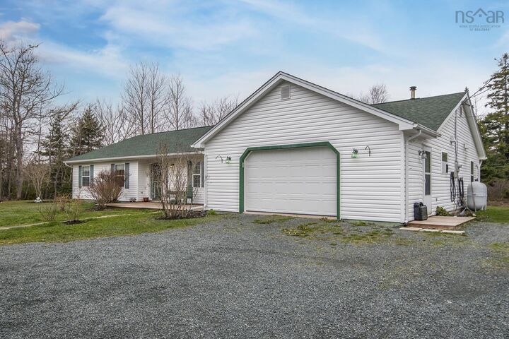 Property Photo:  109 Lisa Ann Drive  NS B2Z 1E7 