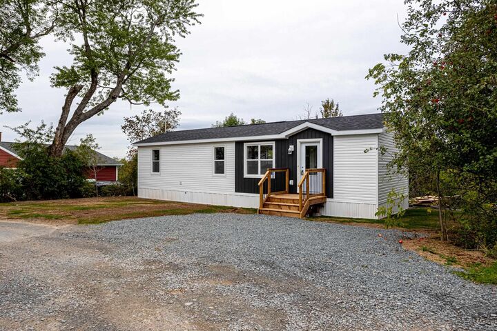 Property Photo:  38 Pleasant Hill  NS B0N 2J0 