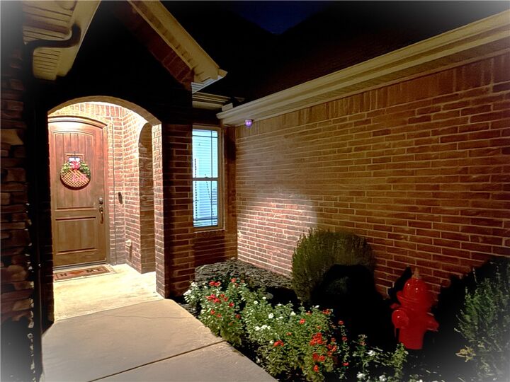 Property Photo: 4846 W Wales Drive AR 72704