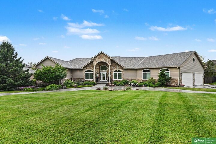 Property Photo: 17808 S Reflection Avenue NE 68007-5727