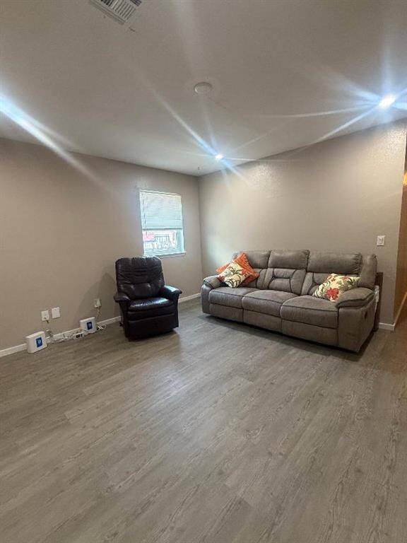 Property Photo:  513 SW 69th Street  OK 73139 
