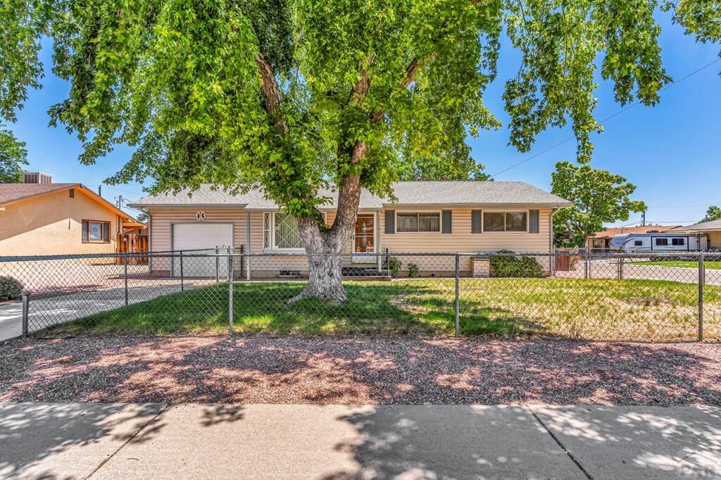 Property Photo: 2690 Hollywood Dr CO 81005