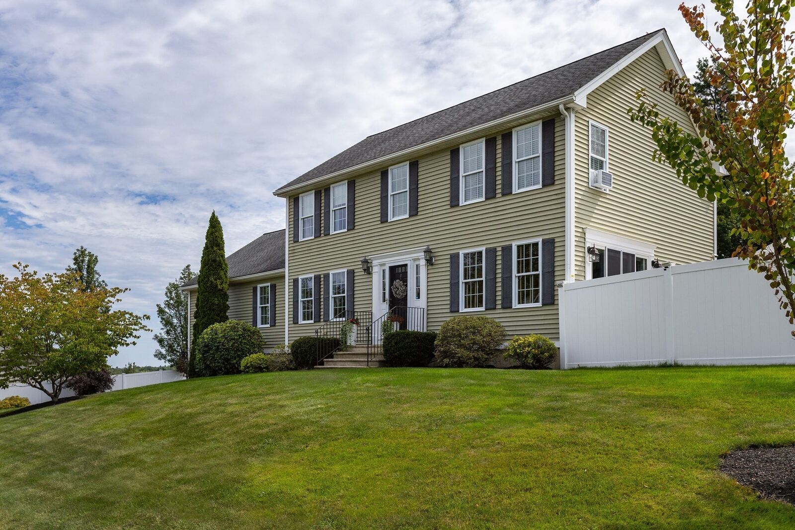 Property Photo:  22 Clealand Circle  MA 01543 