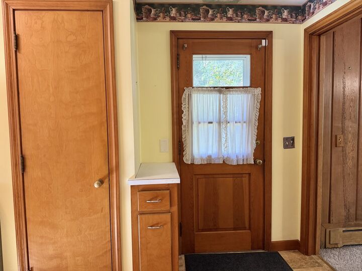 Property Photo: 400 Shearer St MA 01069