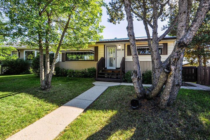 Property Photo: 4501 46 Street AB T4V 1G2