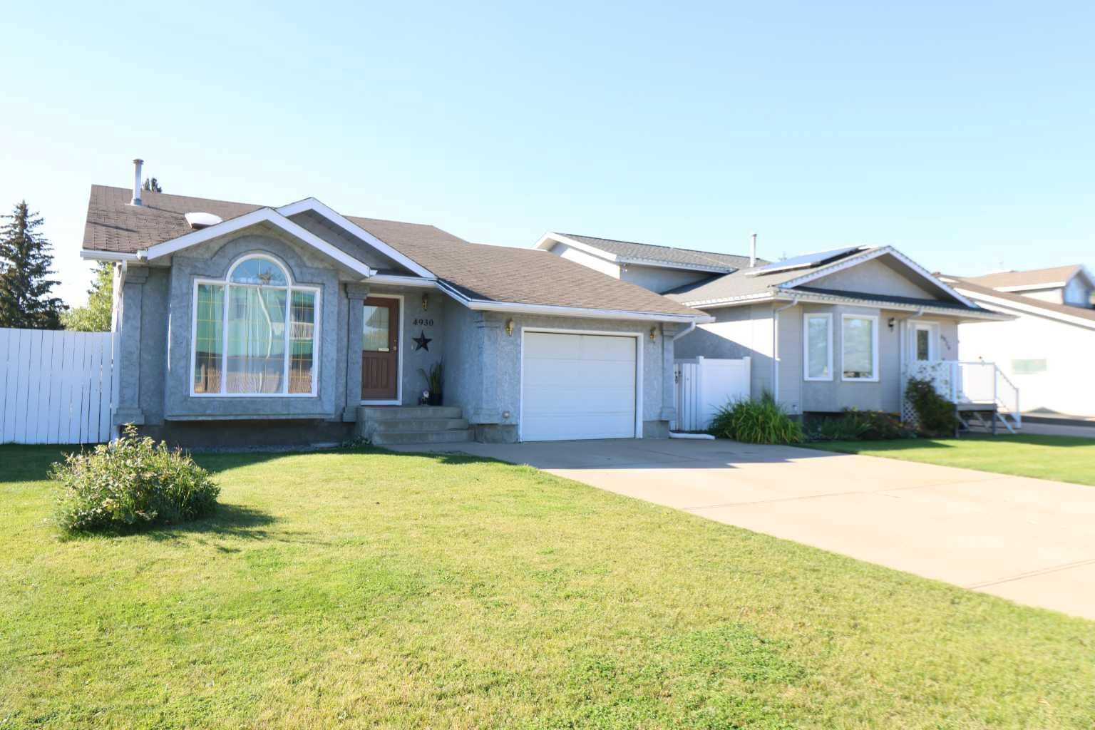 Property Photo: 4930 58 Avenue AB T1G 1E7