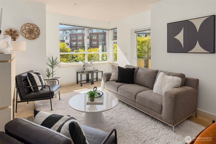 Property Photo: 5440 Leary Avenue NW 331 WA 98107