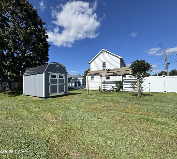 Property Photo:  430 Foster Street  PA 18642 