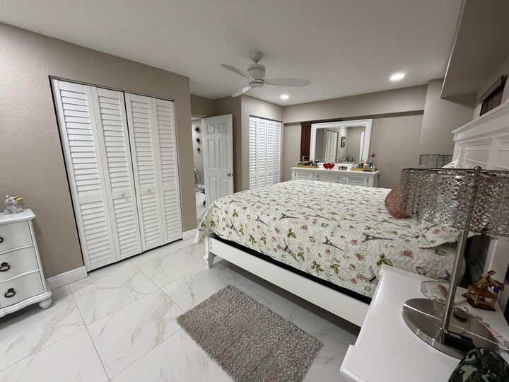 Property Photo: 4307 Cypress Lane FL 33406
