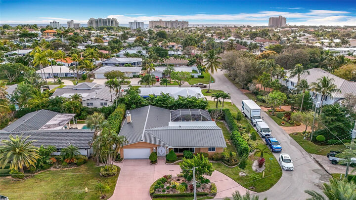 Property Photo:  4100 NE 25th Avenue  FL 33064 
