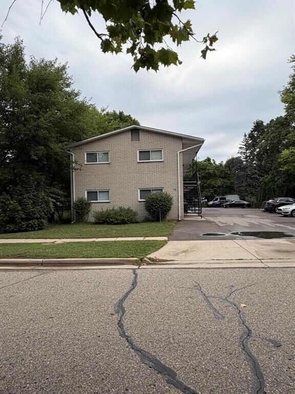 Property Photo: 75 S Liberty Street MI 48111