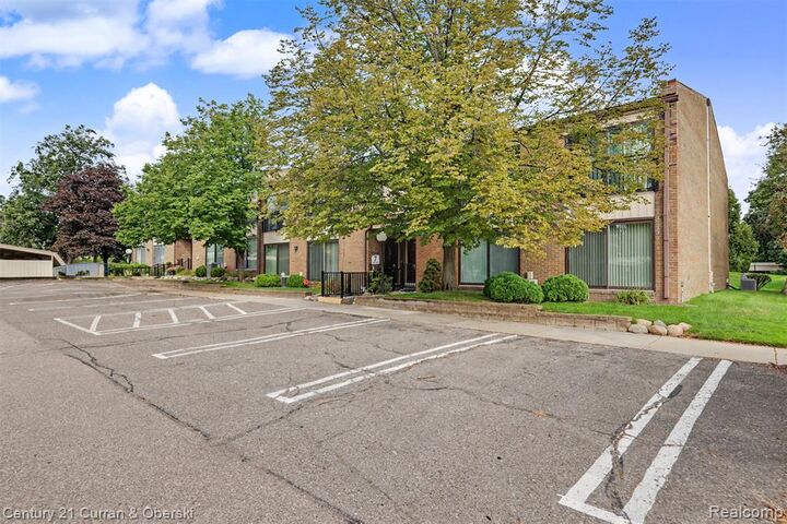 Property Photo:  18327 University Park Drive  MI 48152 