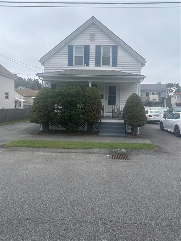Property Photo:  35 Collins Street  RI 02809 